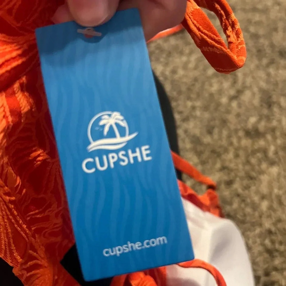 NWT women's cupshe bikini set floral Scalloped Top High Waist Bottoms size large - Picture 3 of 6